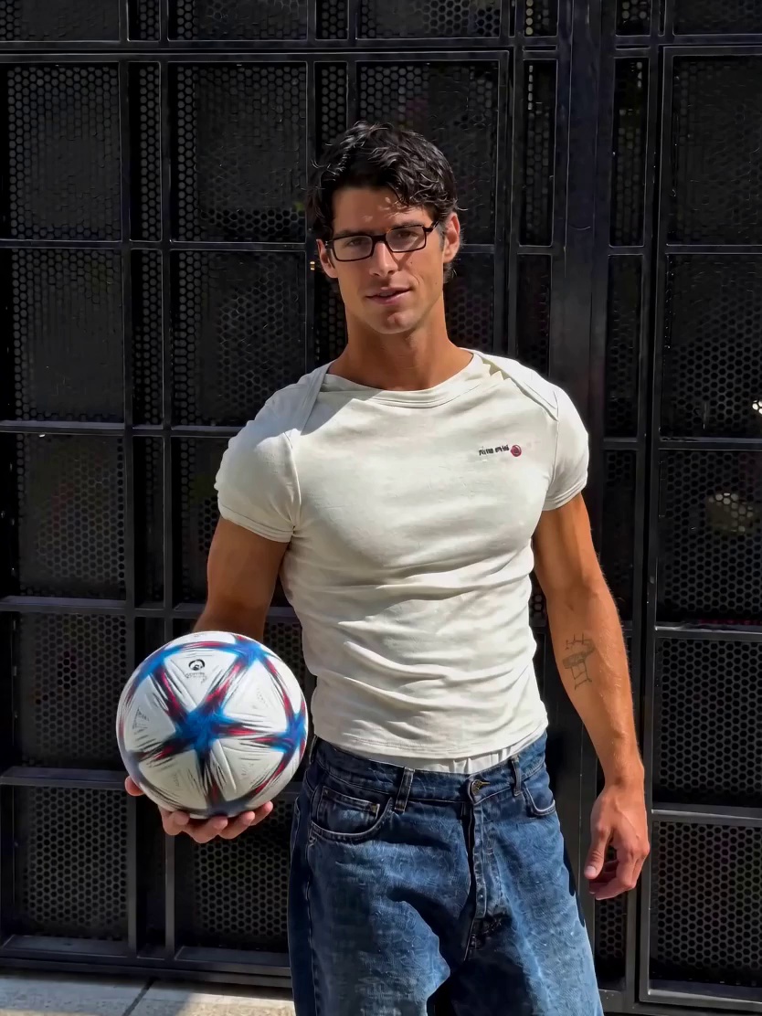 Futbol Maçı Kıyafeti